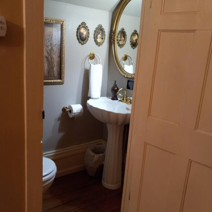 Governor'S Corner Bed & Breakfast Russellville エクステリア 写真